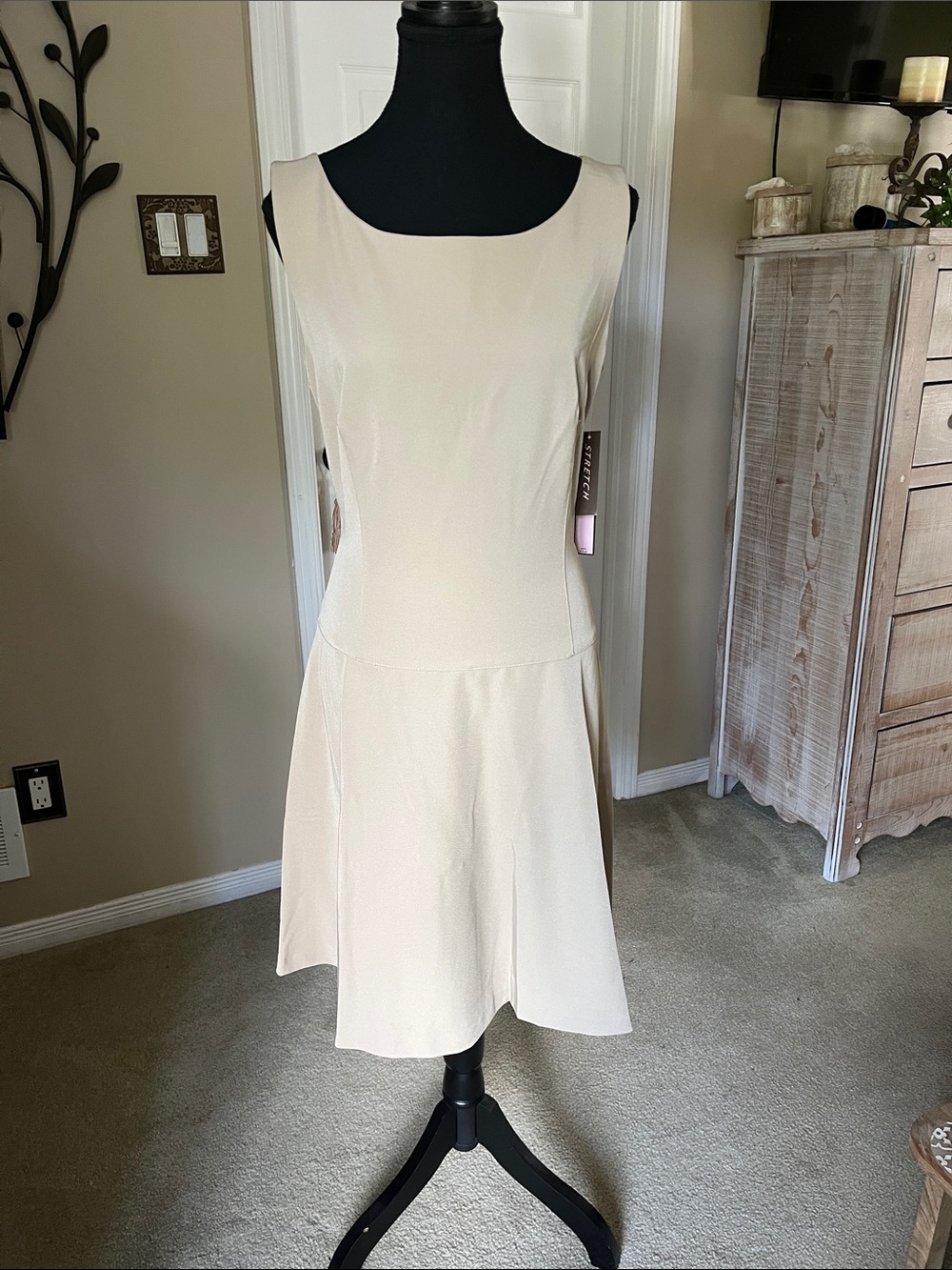 Voir Voir Sleeveless Cream Midi Dress with Square Neck